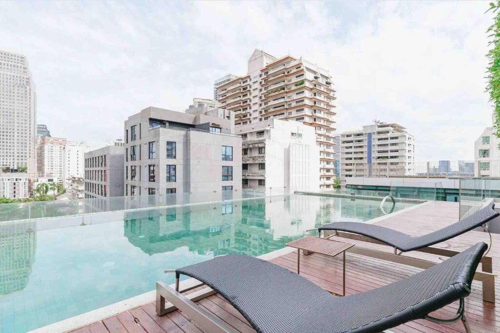 Stylish 1 Bedroom, Nice Pool,Bts Asok, Sukhumvit 曼谷 外观 照片