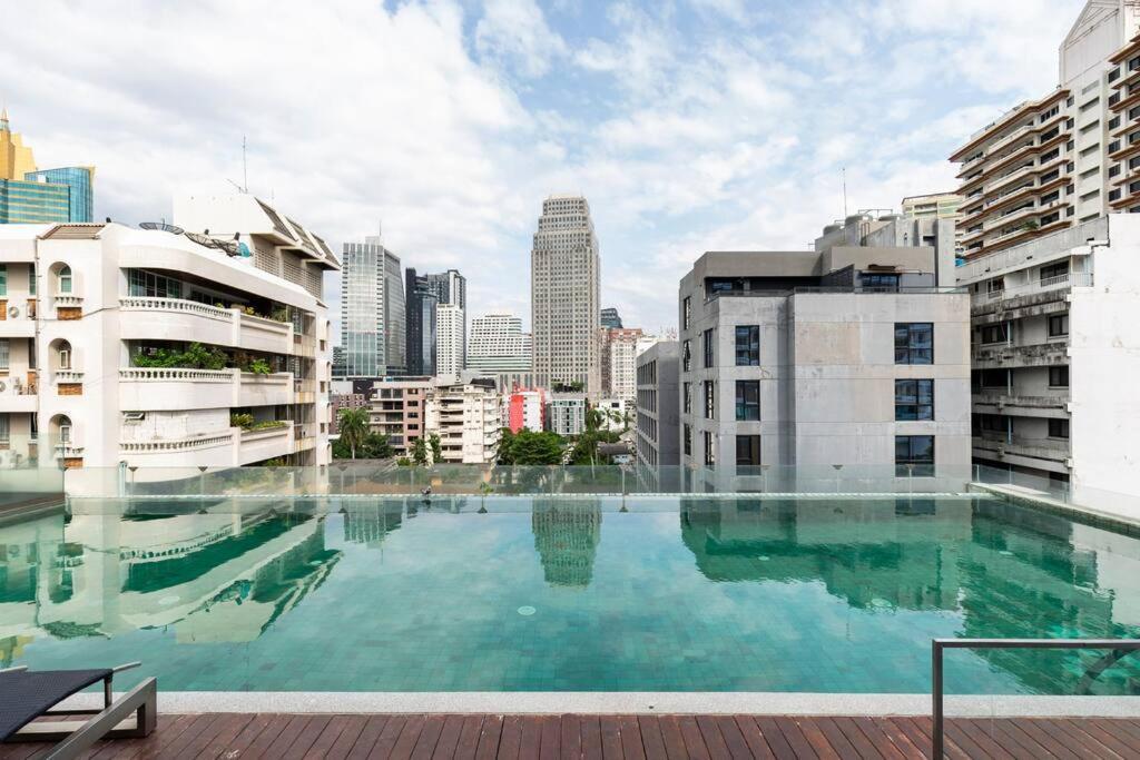 Stylish 1 Bedroom, Nice Pool,Bts Asok, Sukhumvit 曼谷 外观 照片